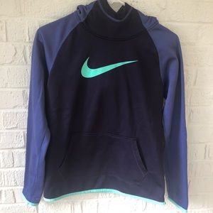 Nike Girls size Large pullover sweatshirt